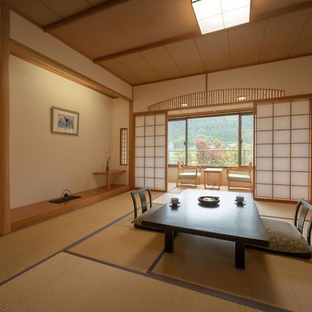 Hotel Iizaka Onsen Surikamitei Ohtori Fukushima  Exterior foto