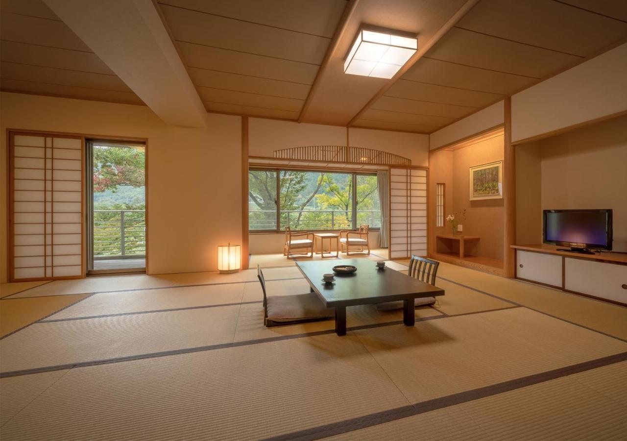 Hotel Iizaka Onsen Surikamitei Ohtori Fukushima  Exterior foto